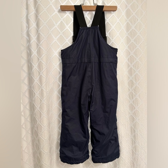 Snowsuit - Picture 3 of 3